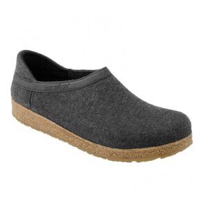 HAFLINGER Unisex Grizzly Closed Style Slippers Clogs